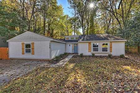 7229 Rollingridge Dr Charlotte, NC 28211