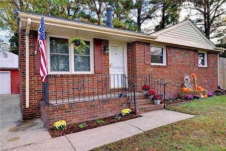 610 Yorkshire Rd Portsmouth, VA 23701
