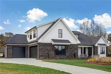 2507 Rivers Edge Road Summerfield, NC 27358