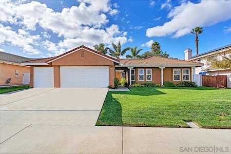 869 Muirfield Dr Oceanside, CA 92058