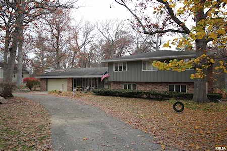 726 Robbinswood Ln Metamora, IL 61548