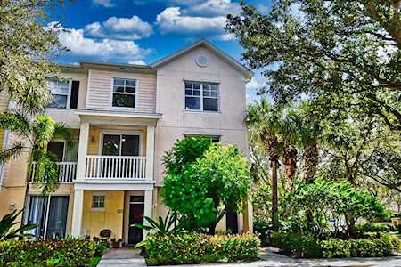 155 Galicia Way #211 Jupiter, FL 33458