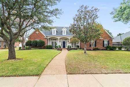 1307 Hat Creek Trail Southlake, TX 76092