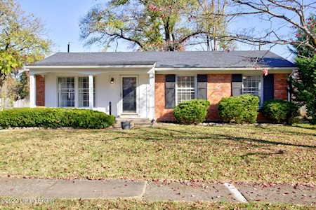 9205 Glover Ln Louisville, KY 40242