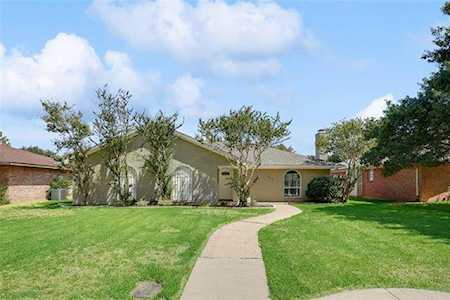 1845 El Paso Street Lewisville, TX 75077