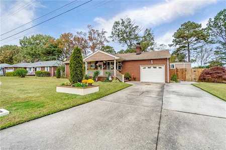 5028 Century Dr Virginia Beach, VA 23462