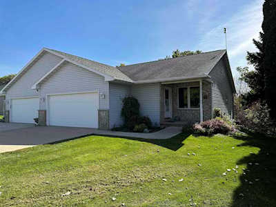 19 Deer Run Ct Kaukauna, City of Kaukauna, WI 54130-2800