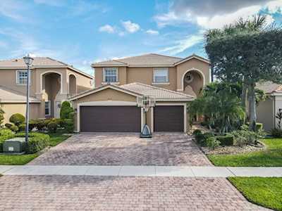 8289 Genova Way Lake Worth, FL 33467