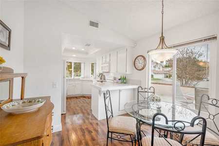 42 Via Zapador Rancho Santa Margarita, CA 92688