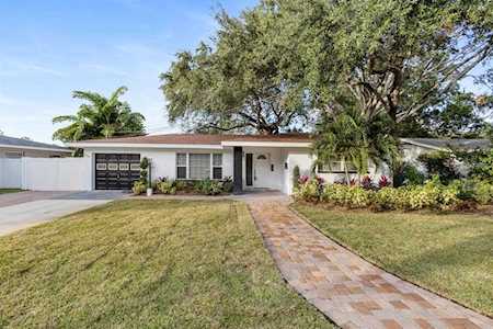 1131 60th Ave S St. Petersburg, FL 33705