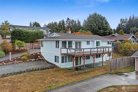 6185 Blue Haven Way Clinton, WA 98236