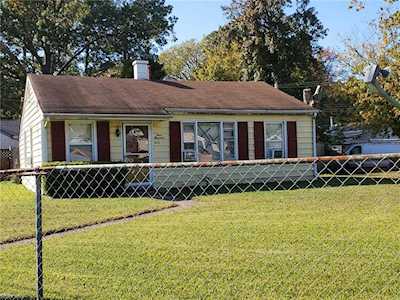 400 Cedar Dr Hampton, VA 23669