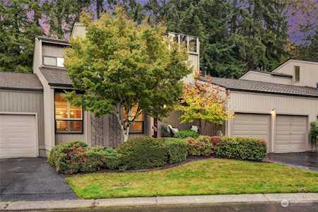 2032 210th Circle NE #A22 Sammamish, WA 98074