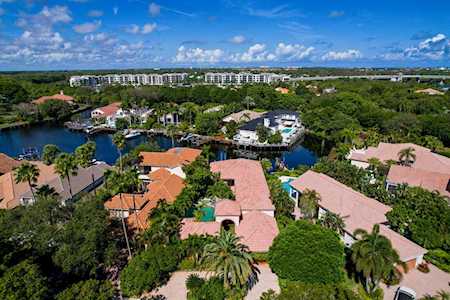 2427 Marseilles Drive Palm Beach Gardens, FL 33410