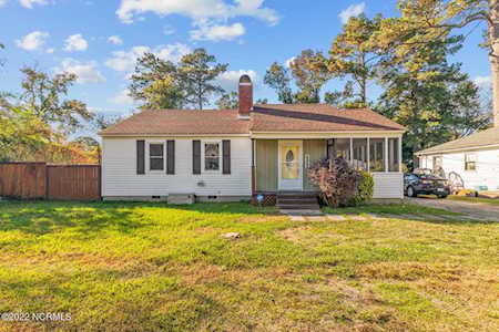 113 E Bayshore Boulevard Jacksonville, NC 28540