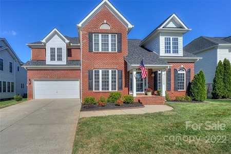 17329 Knoxwood Dr Huntersville, NC 28078
