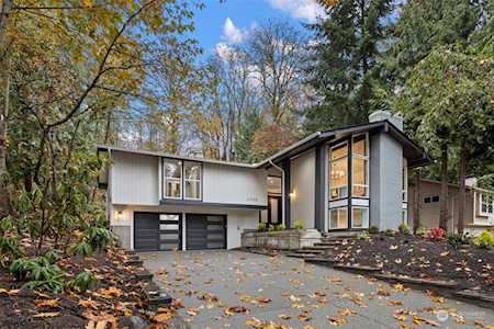 4705 158th Ave SE Bellevue, WA 98006