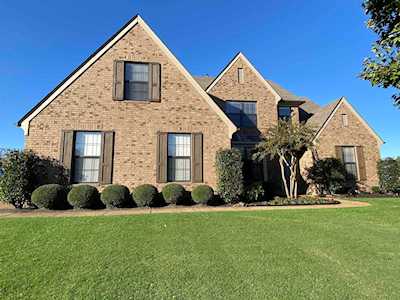 12689 Queens College Cv Arlington, TN 38002