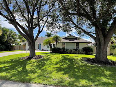 8148 SE Coconut Street Hobe Sound, FL 33455