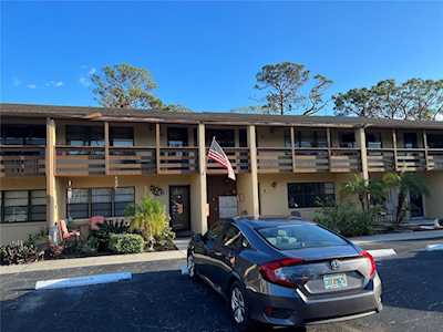 9 Quails Run Blvd #8 Englewood, FL 34223