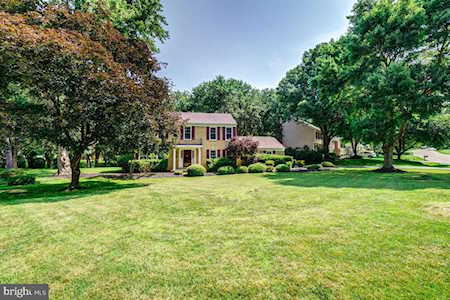 10840 Fieldwood Dr Fairfax, VA 22030