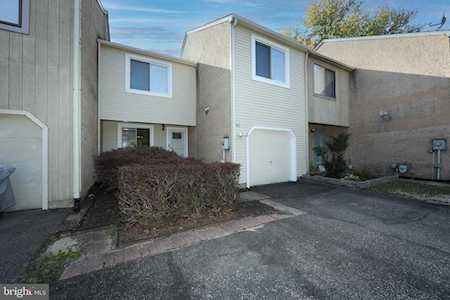 42 Queen Anne Ct Marlton, NJ 08053