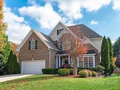 403 Beckford Glen Dr Waxhaw, NC 28173