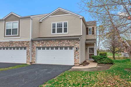 4060 Boulder Ct Aurora, IL 60504
