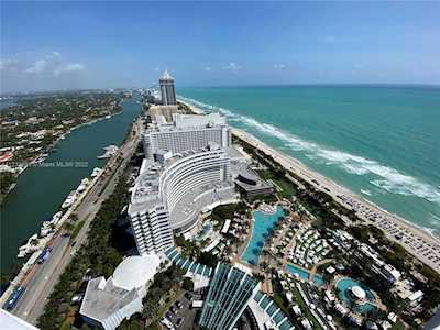 4401 Collins Ave #PH - North Miami Beach, FL 33140