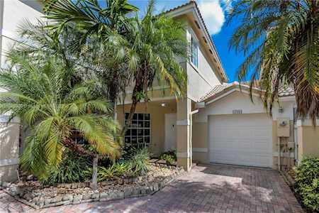 17089 NW 23rd St Pembroke Pines, FL 33028