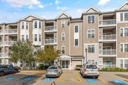 132 Clocktower Dr #104 Waltham, MA 02452