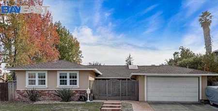 11701 Amarillo Ct Dublin, CA 94568