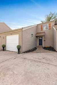 103 Villa Dr Lake St Louis, MO 63367