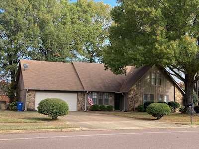 7980 Farmingdale Dr Germantown, TN 38138