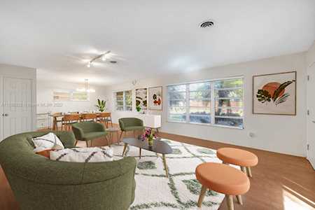 220 NE 105 St Miami Shores, FL 33138