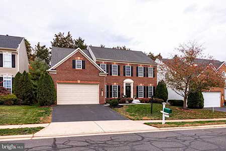 14136 Snickersville Dr Gainesville, VA 20155