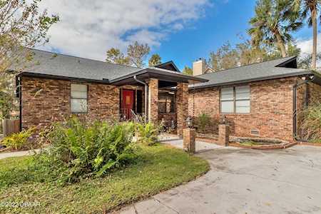 2748 Blue Heron DeLand, FL 32720