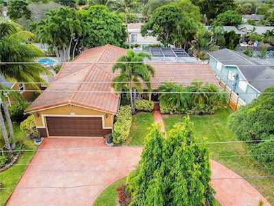 1720 N 50th Ave Hollywood, FL 33021