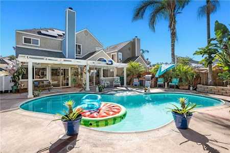 1728 Avenida De Suenos Oceanside, CA 92056