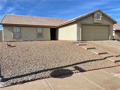 401 Mackay St Henderson, NV 89015