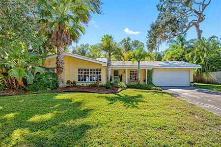 1901 Oakdale Ln S Clearwater, FL 33764