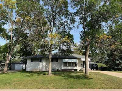 6912 Quail Avenue N Brooklyn Center, MN 55429