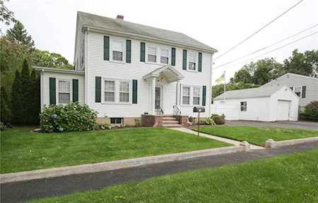 238 Lexington Ave North Providence, RI 02904