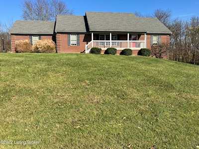 146 Wooded Creek Ct Taylorsville, KY 40071