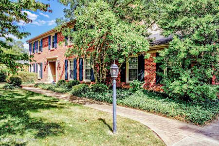 403 Whiteheath Ln Louisville, KY 40243