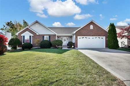 4 Lake James Ct Ofallon, MO 63366