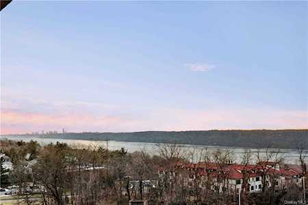 5700 Arlington Avenue #9K Bronx, NY 10471