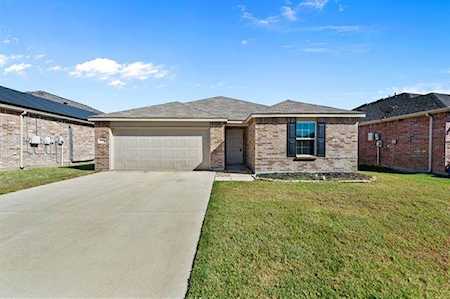 10032 Amosite Drive Fort Worth, TX 76131