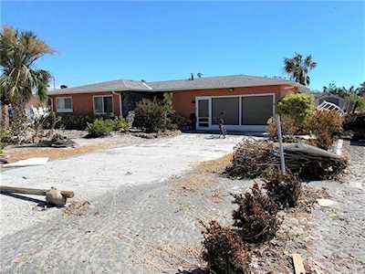 280 Donora Blvd Fort Myers Beach, FL 33931