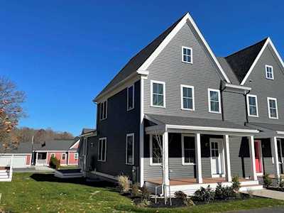 1 Powell Street #B Devens, MA 01434